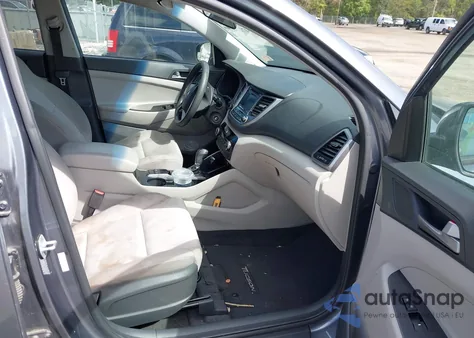 2016 Hyundai Tucson Se z USA, uszkodzony, nr VIN KM8J3CA43GU197436